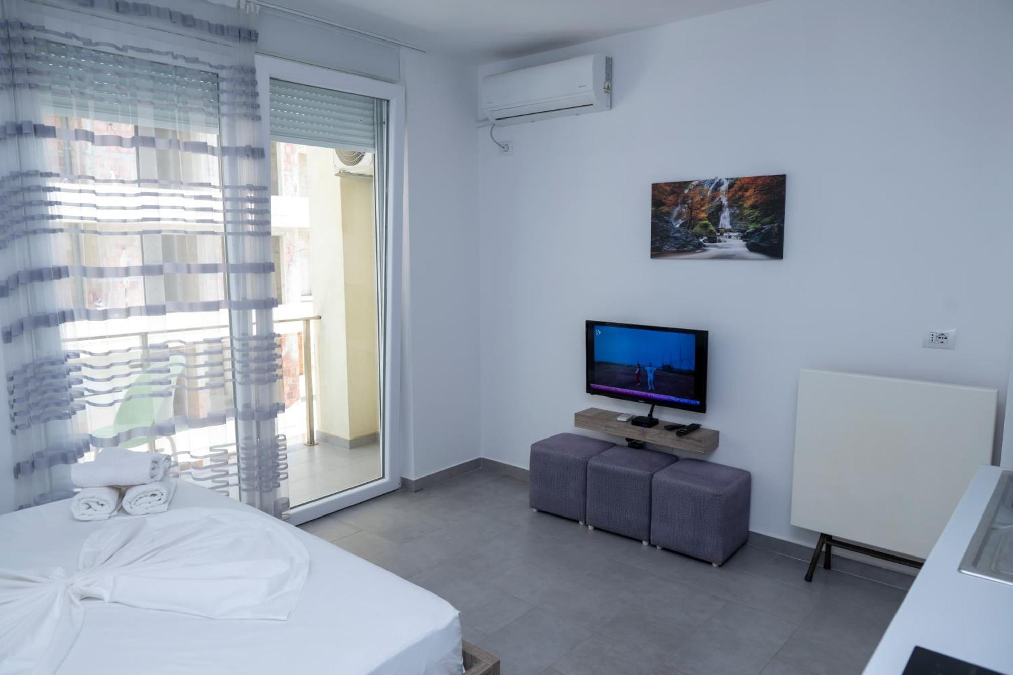 Roxhensi Apartman Shëngjin