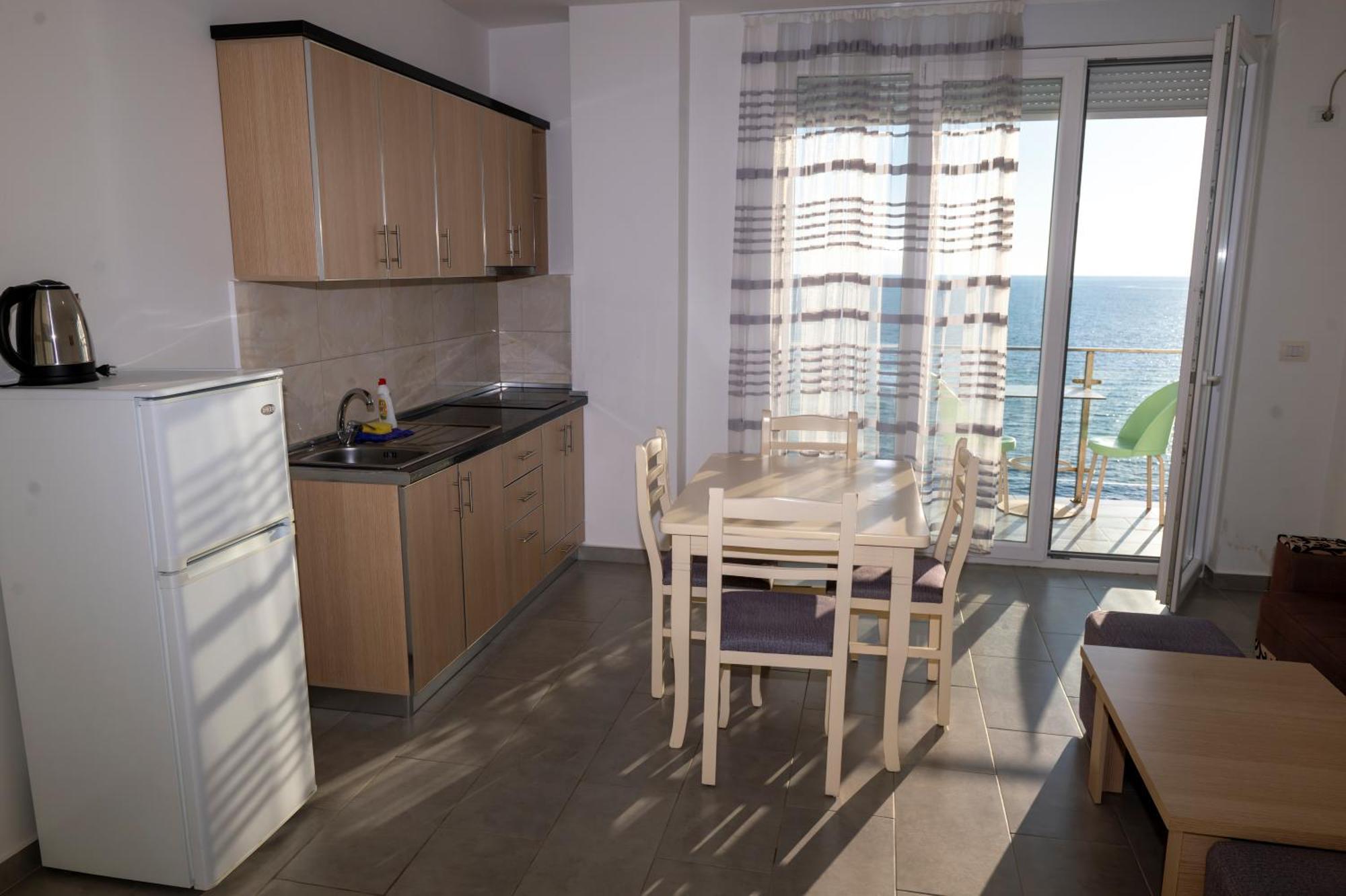 Apartment Roxhensi *