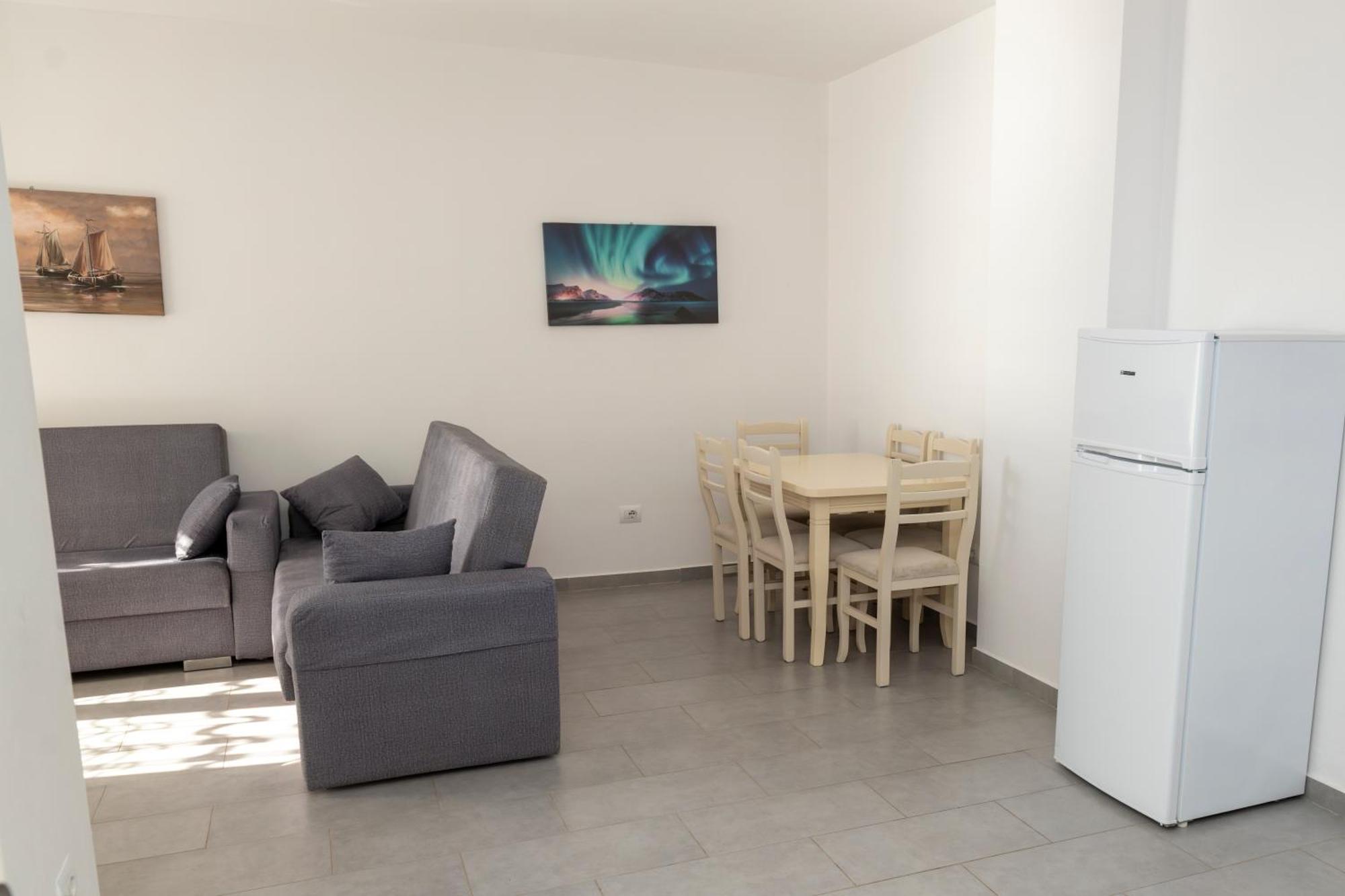 Apartment Roxhensi *