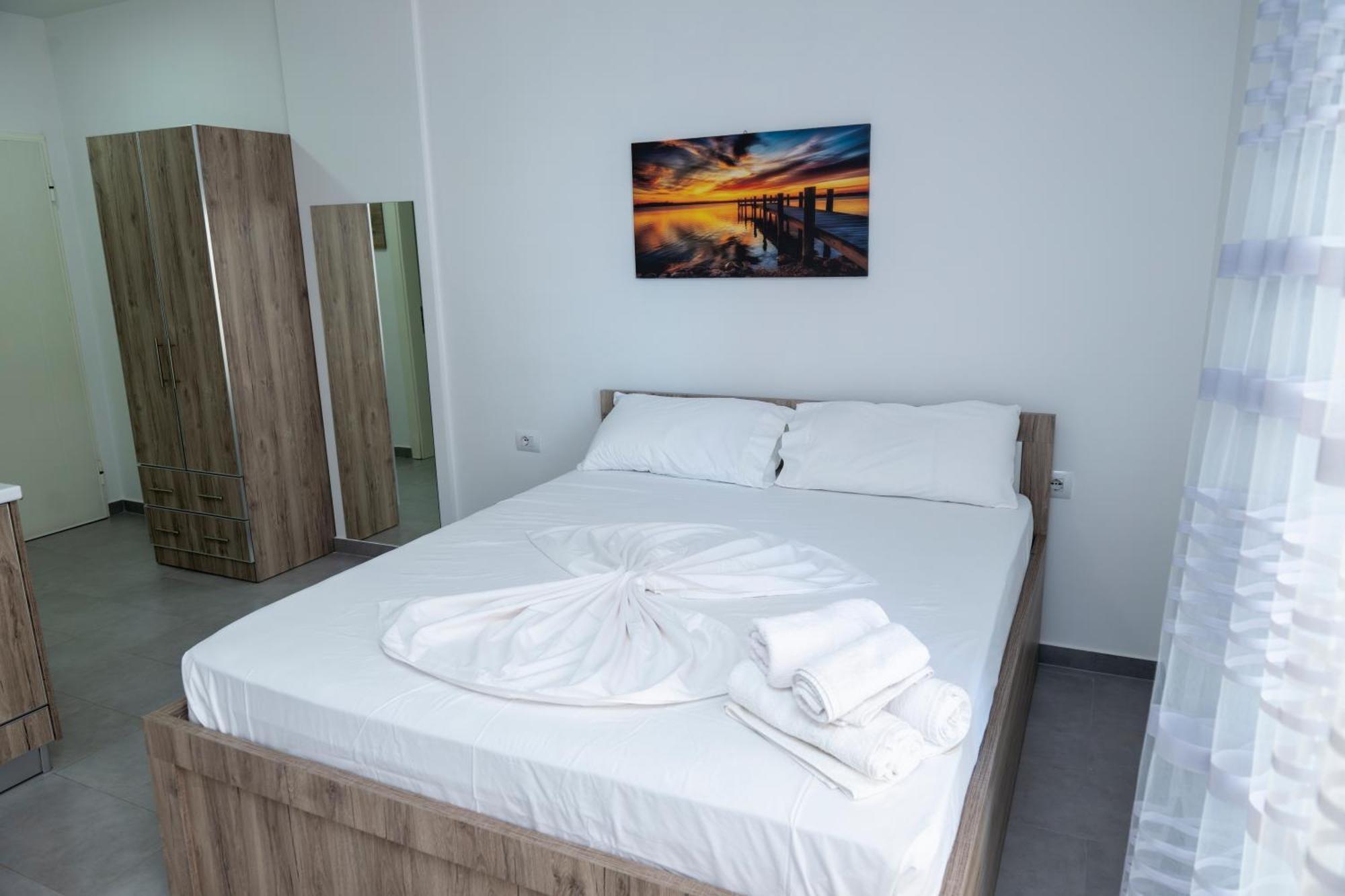 Apartment Roxhensi Shëngjin